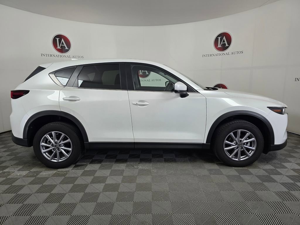 Used 2023 MAZDA CX-5 AWD 2.5 S w/ Preferred Package image 3