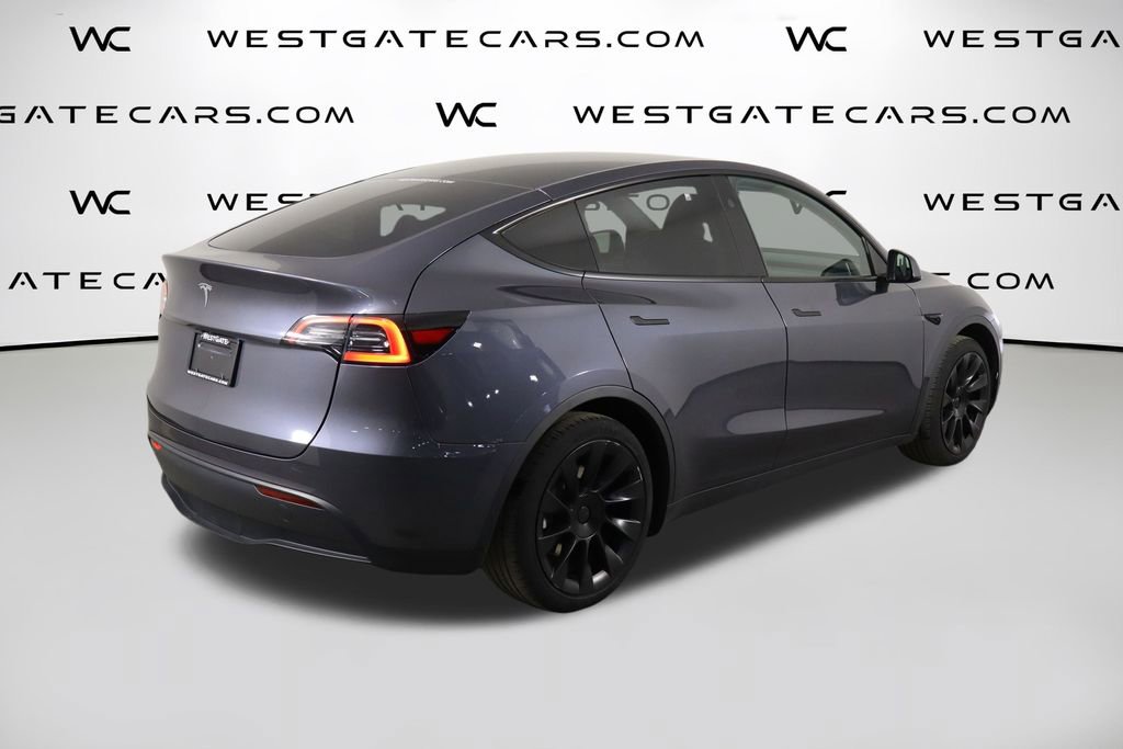 Used 2023 Tesla Model Y 2WD image 50