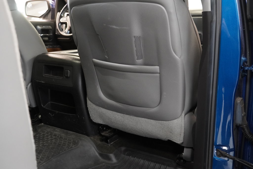 Used 2015 Chevrolet Silverado 1500 LTZ w/ LTZ Plus Package AWD/4WD image 56
