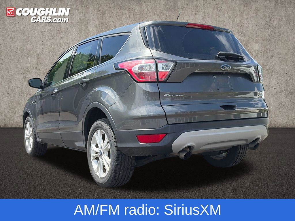 Used 2017 Ford Escape SE FWD image 6