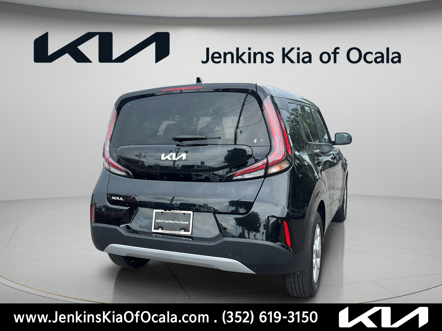 Certified 2025 Kia Soul LX w/ LX Technology Package FWD image 4