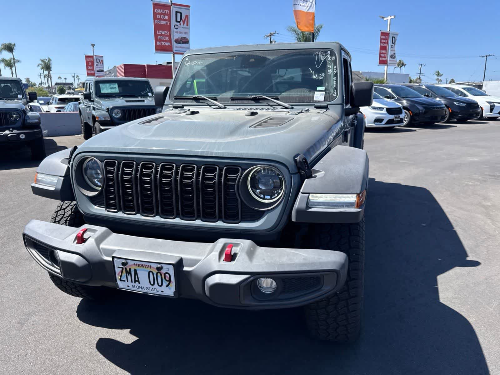 Used 2024 Jeep Wrangler Unlimited Rubicon AWD/4WD image 3