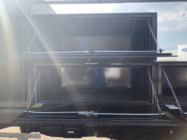 New 2024 Ford F550 4x4 Crew Cab Super Duty image 36