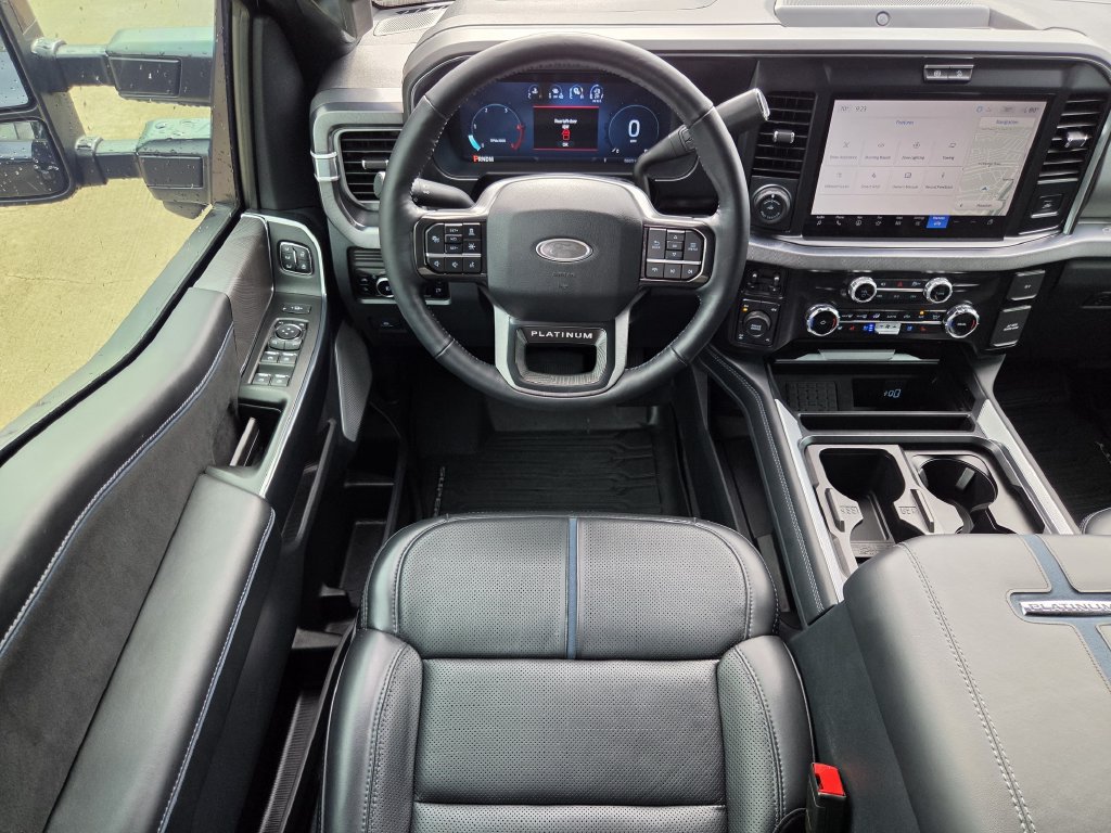 Used 2025 Ford F250 Platinum AWD/4WD image 13