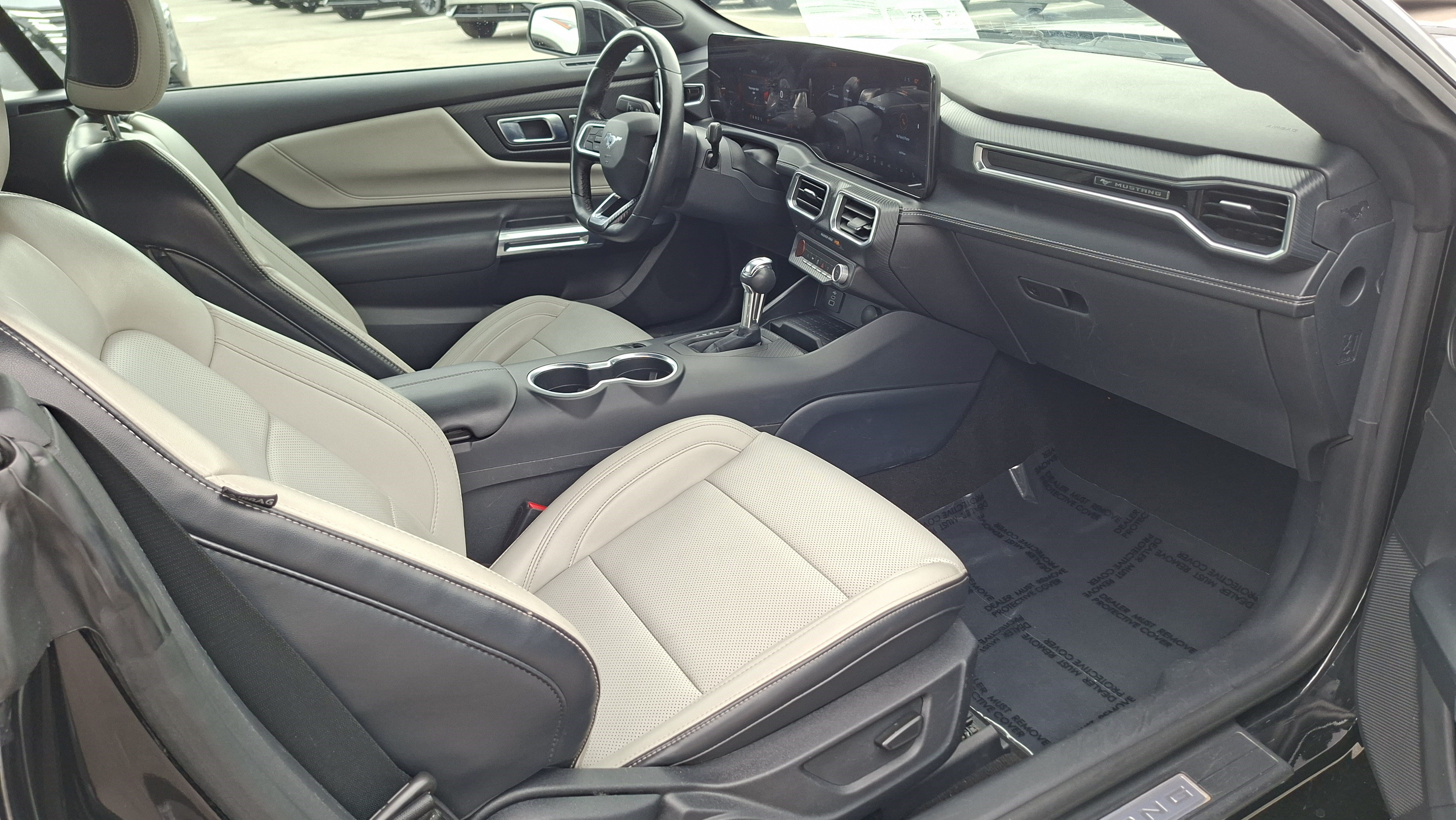 Used 2024 Ford Mustang Premium RWD image 22