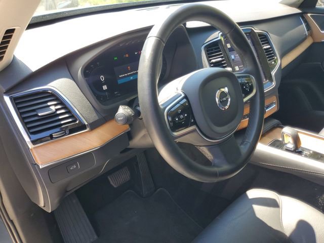Used 2024 Volvo XC90 B5 Plus image 19