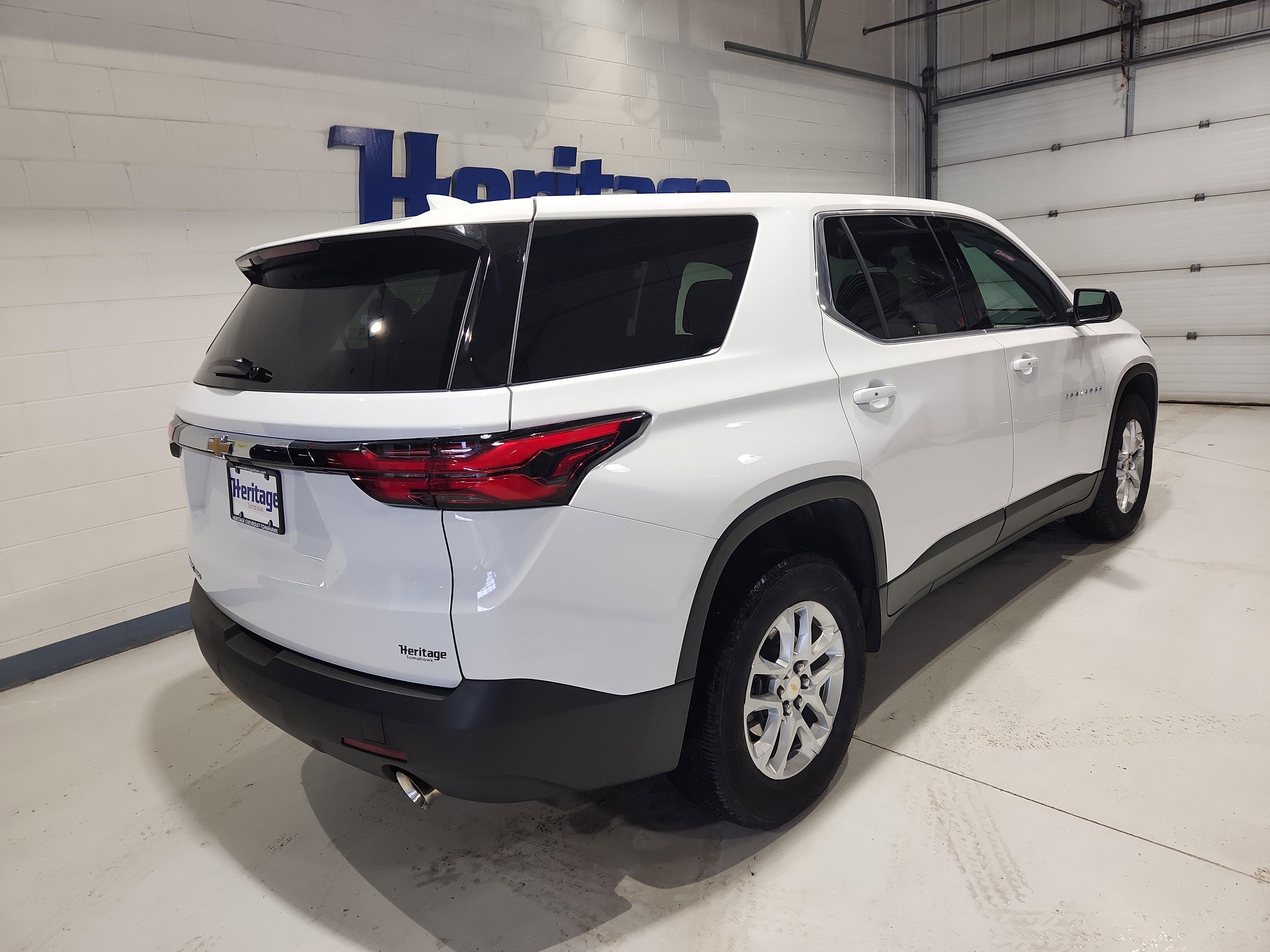 Certified 2023 Chevrolet Traverse LS image 25