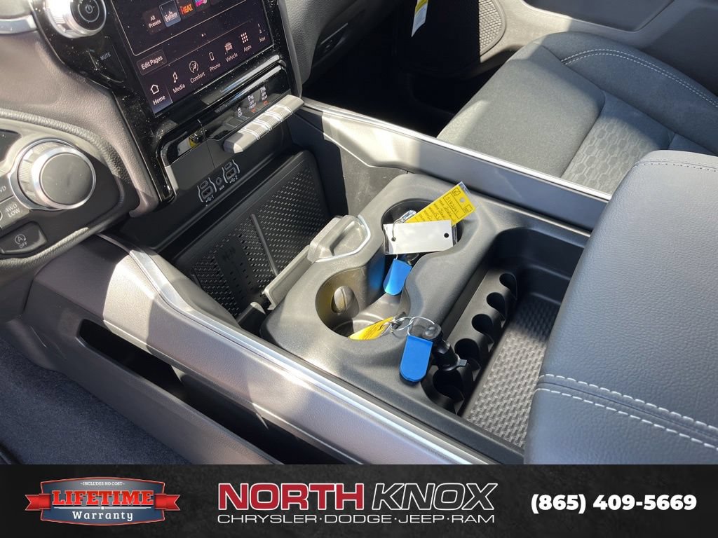 New 2026 RAM 1500 Big Horn AWD/4WD image 10