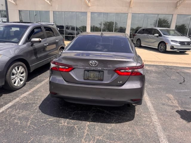 Used 2022 Toyota Camry LE w/ Carpet Mat Package (TMS) FWD image 6