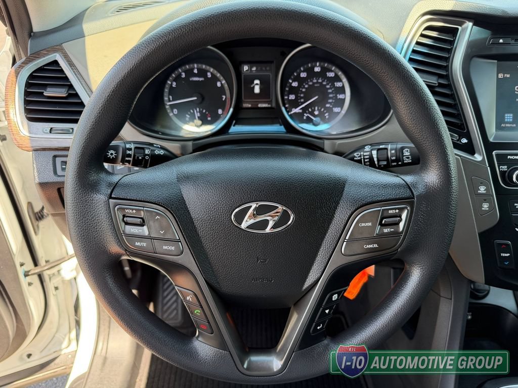 Used 2017 Hyundai Santa Fe Sport FWD image 16