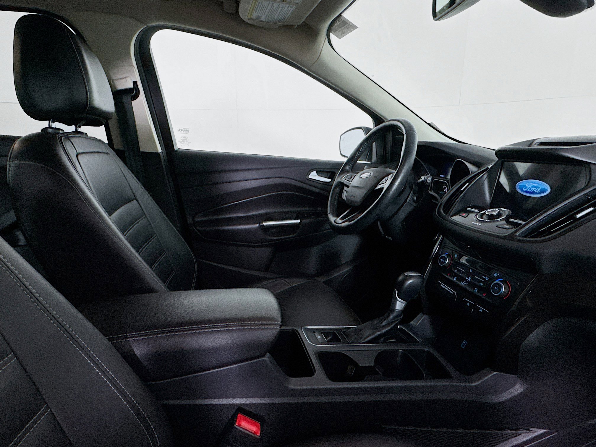 Used 2017 Ford Escape Titanium FWD image 28