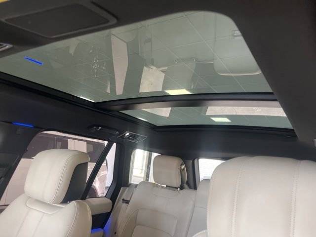 Used 2021 Land Rover Range Rover Westminster Edition image 14