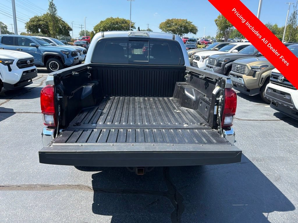 Used 2023 Toyota Tacoma SR5 RWD image 38