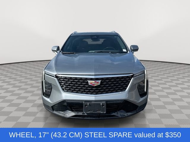 Used 2025 Cadillac XT4 Premium Luxury image 3
