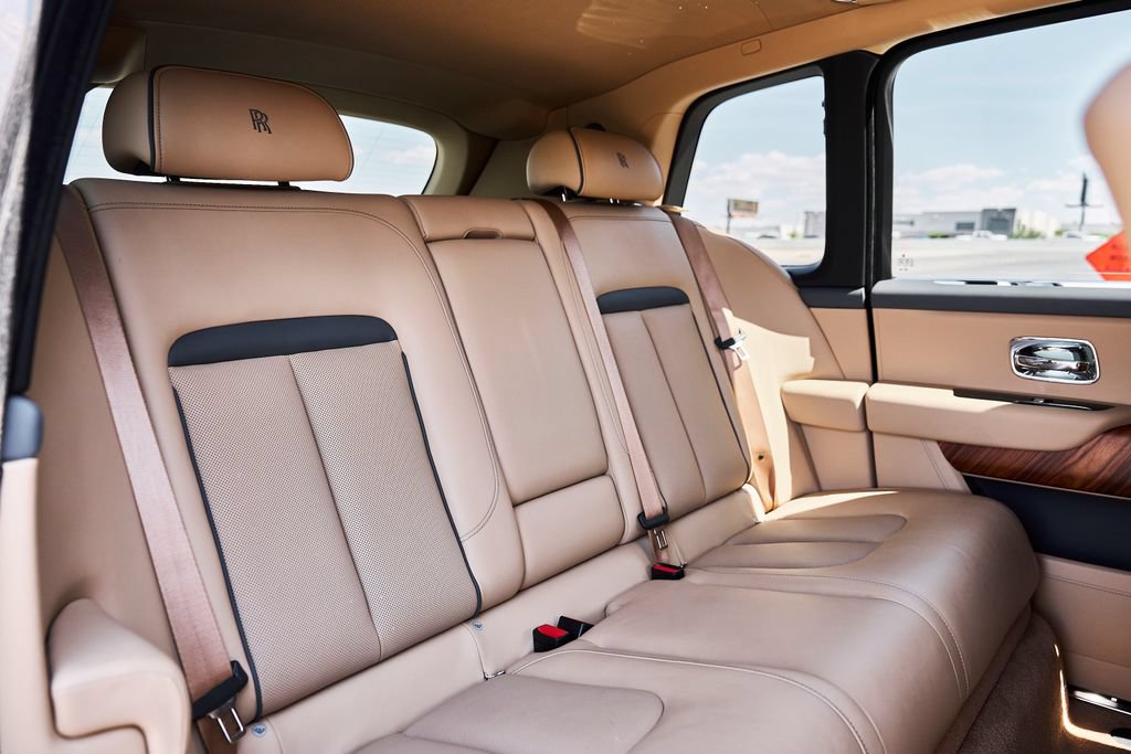 Used 2020 Rolls-Royce Cullinan AWD/4WD image 40