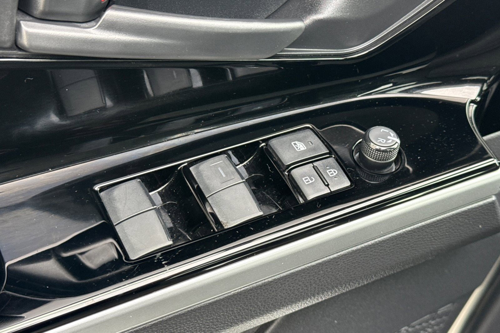 Certified 2023 Toyota bZ4X XLE image 13