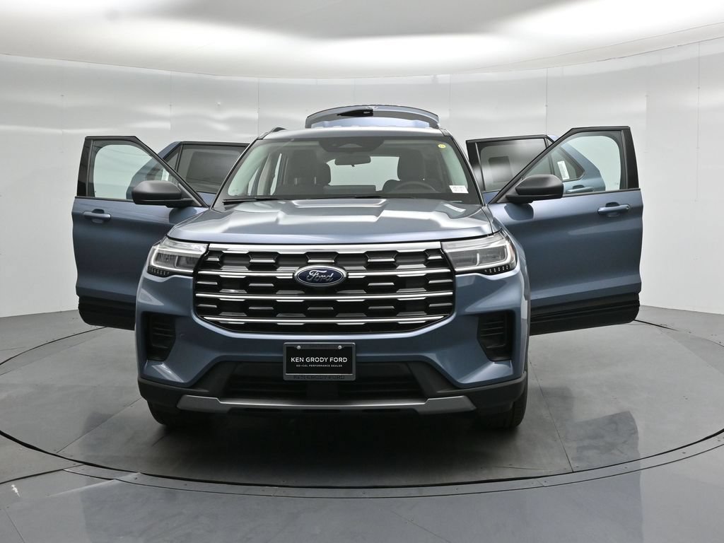 New 2026 Ford Explorer Active RWD image 29