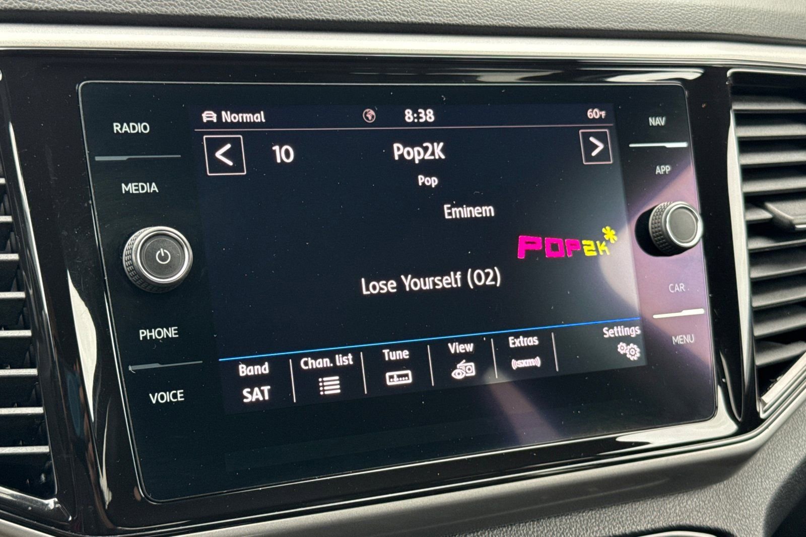 Used 2020 Volkswagen Atlas Cross Sport SEL Premium R-Line image 18