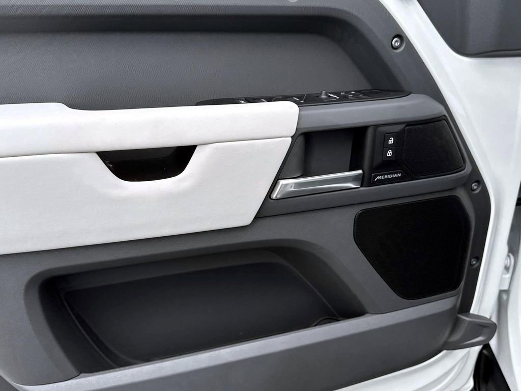 New 2025 Land Rover Defender 110 S image 14