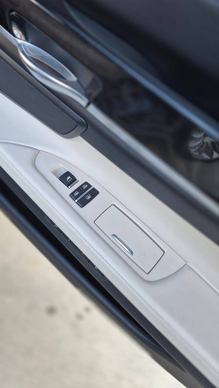 Used 2011 BMW 750Li xDrive AWD/4WD image 58