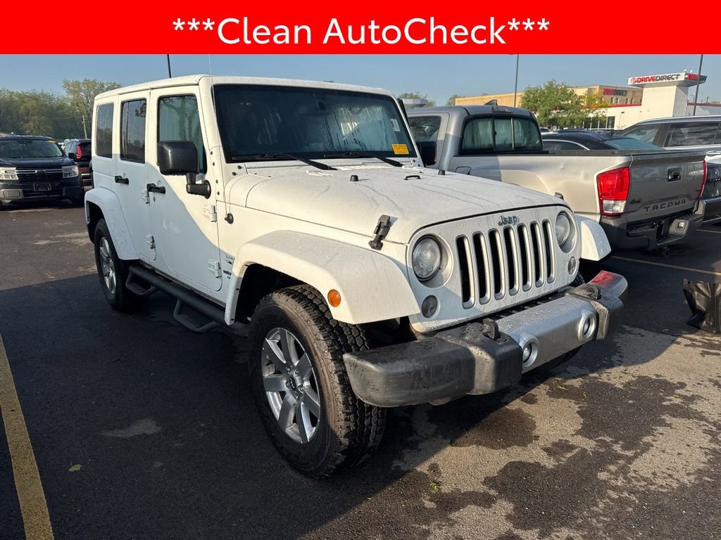 Used 2017 Jeep Wrangler Unlimited Sahara w/ Connectivity Group AWD/4WD image 3