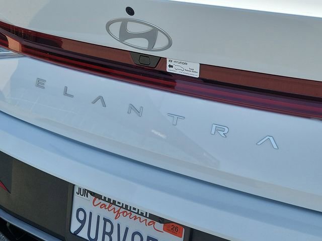 Certified 2025 Hyundai Elantra Blue image 23