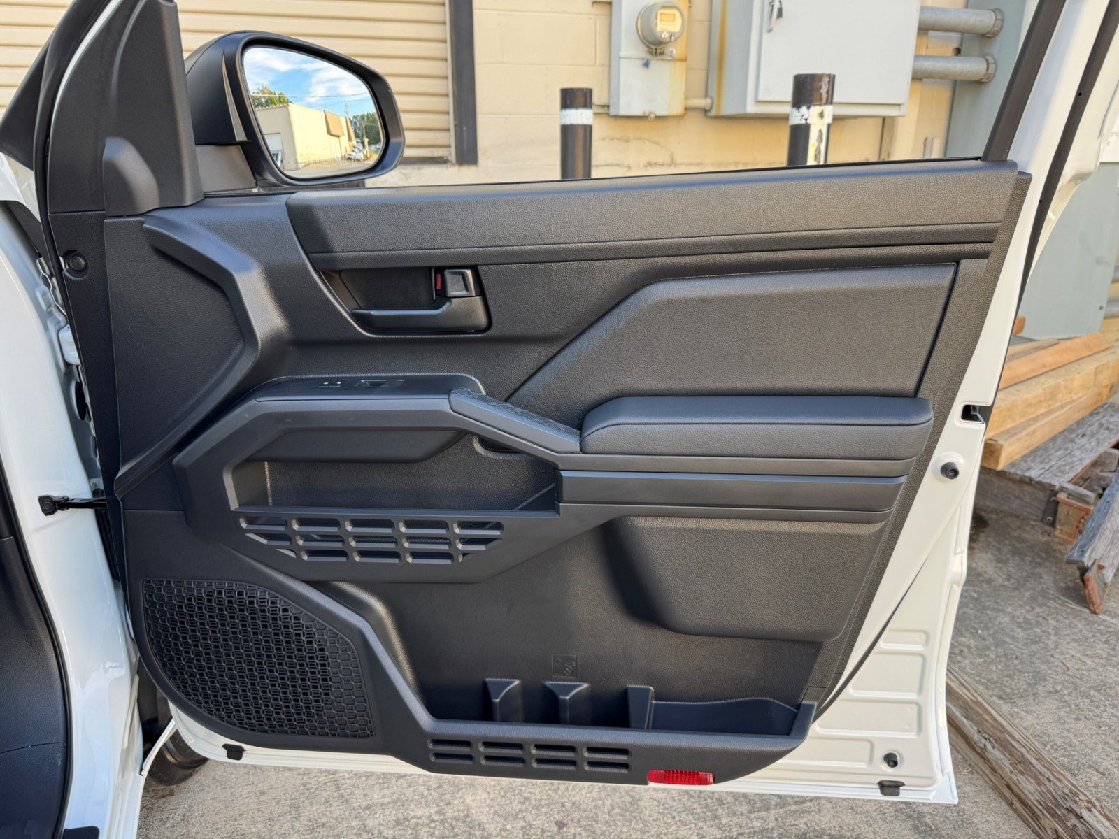 Used 2026 Toyota Tacoma SR RWD image 36