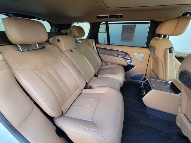 Used 2025 Land Rover Range Rover Long Wheelbase Autobiography AWD/4WD image 26