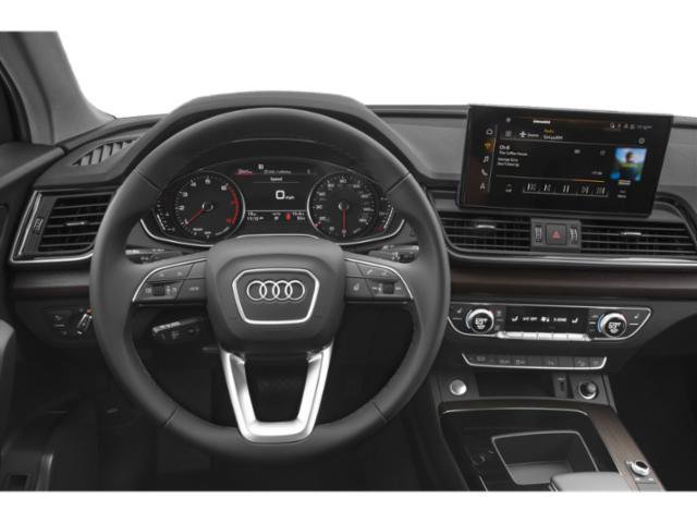 Used 2023 Audi Q5 2.0T Premium Plus w/ Premium Plus Package AWD/4WD image 10