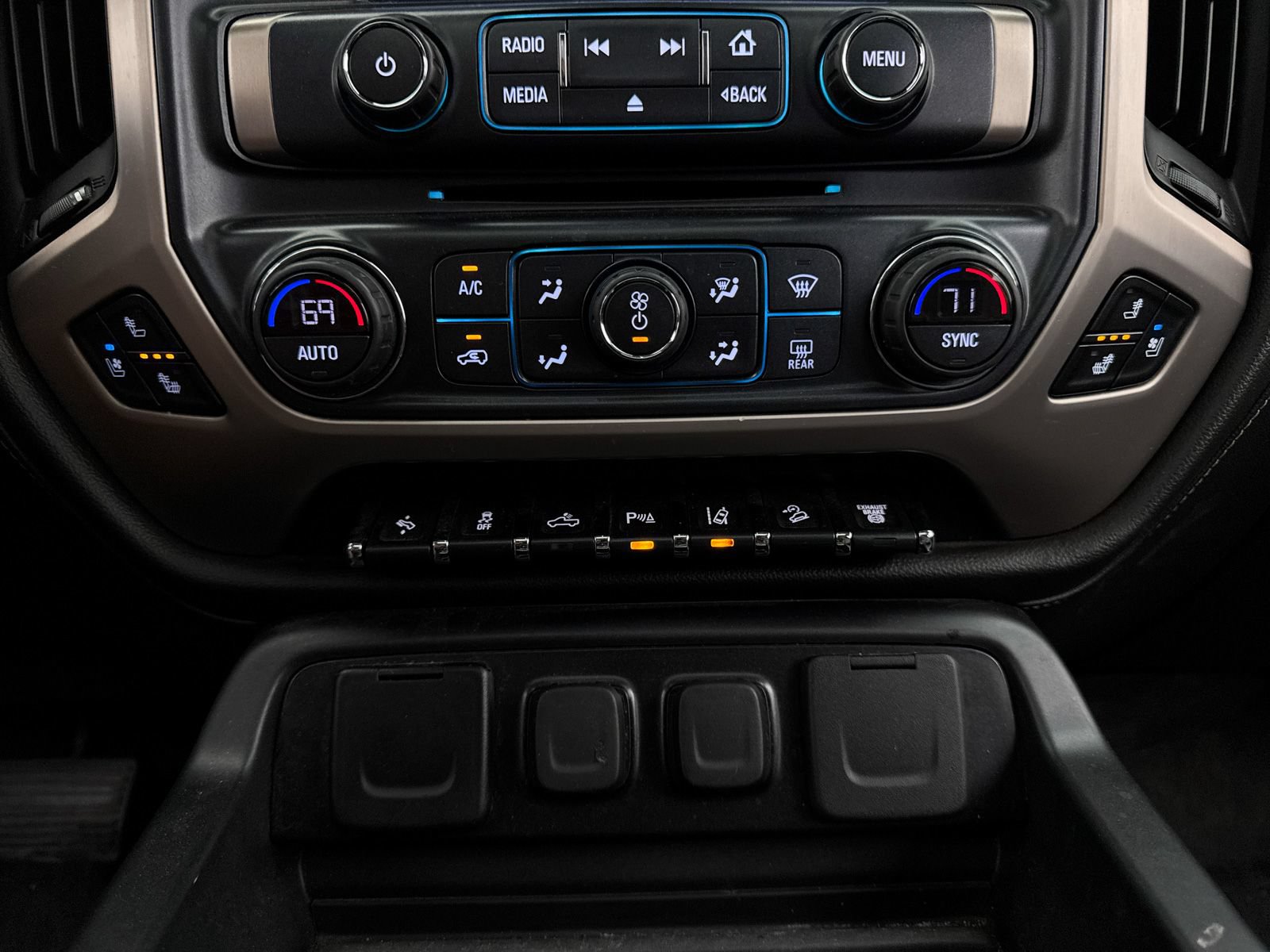 Used 2019 GMC Sierra 2500 Denali AWD/4WD image 23