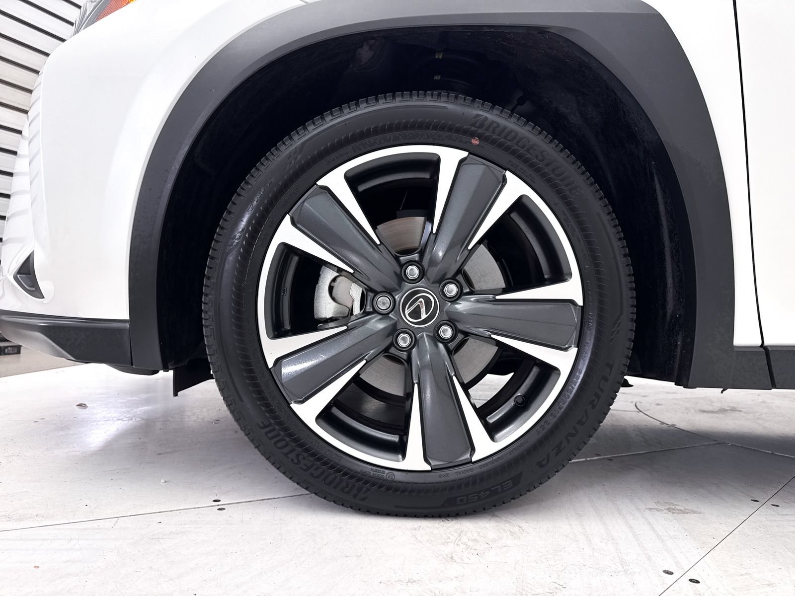 Used 2025 Lexus UX 300h FWD w/ Accessory Package (Z2) image 13