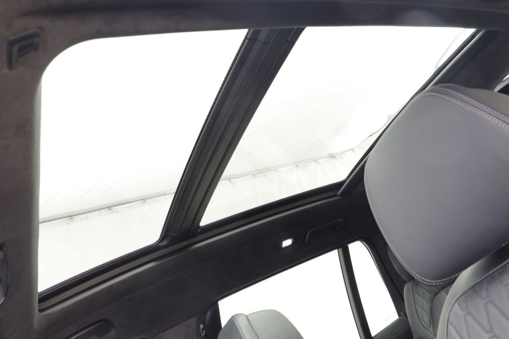 Used 2022 BMW X7 M50i AWD/4WD image 15