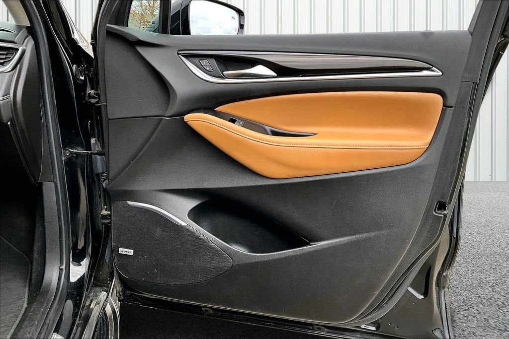 Used 2019 Buick Enclave Premium image 29