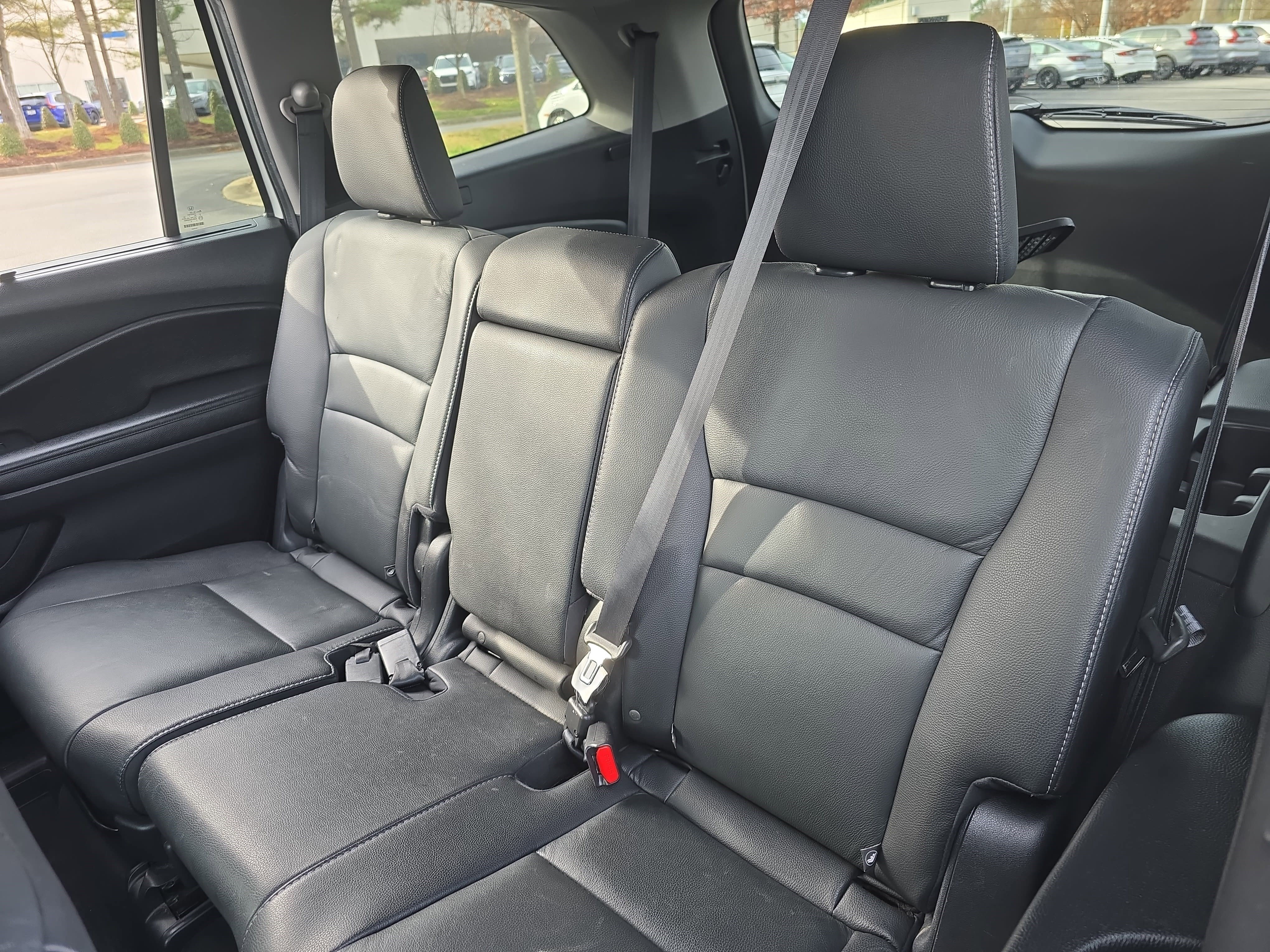 Used 2021 Honda Pilot Special Edition image 16