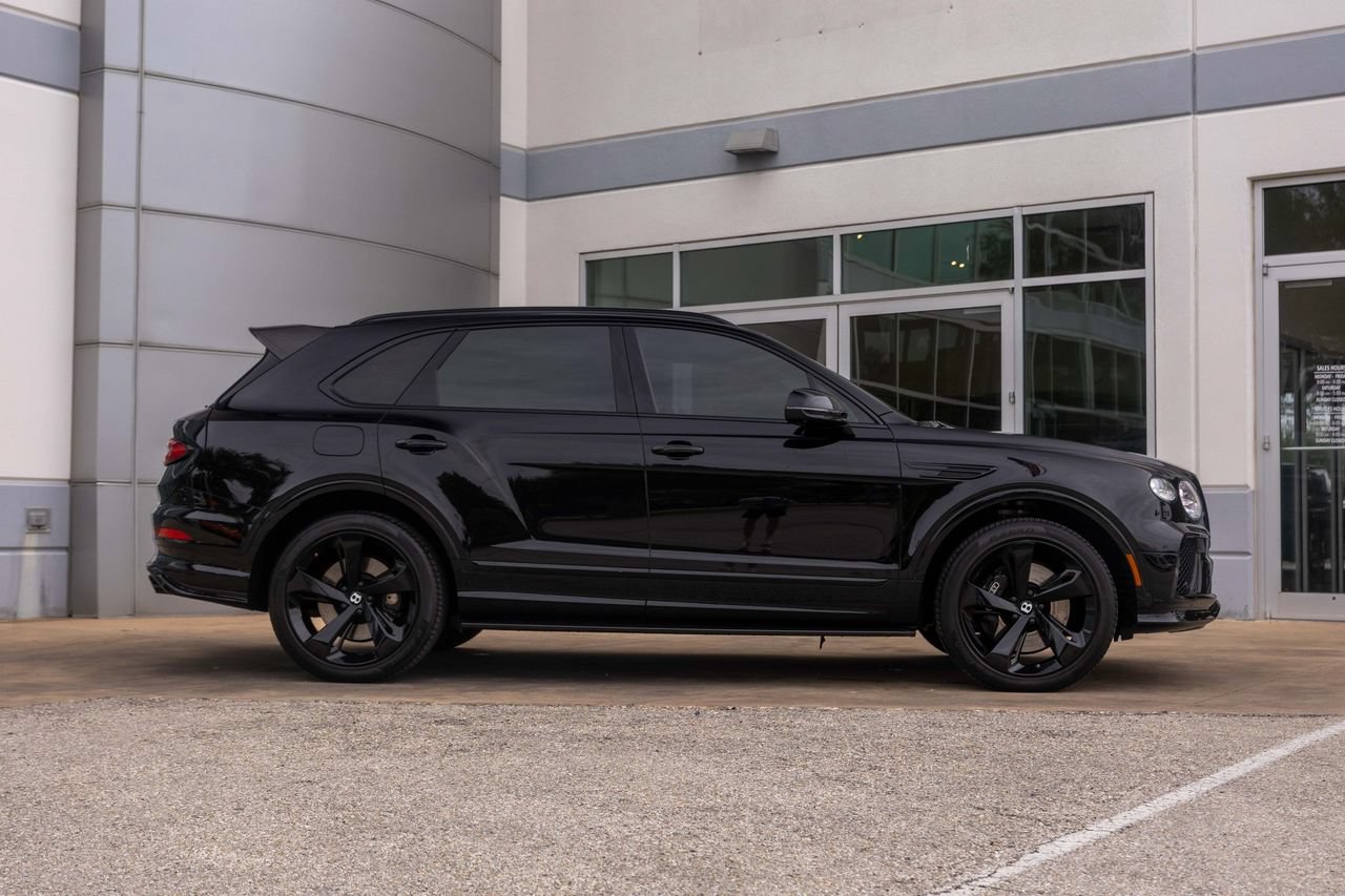 Certified 2024 Bentley Bentayga AWD/4WD image 5
