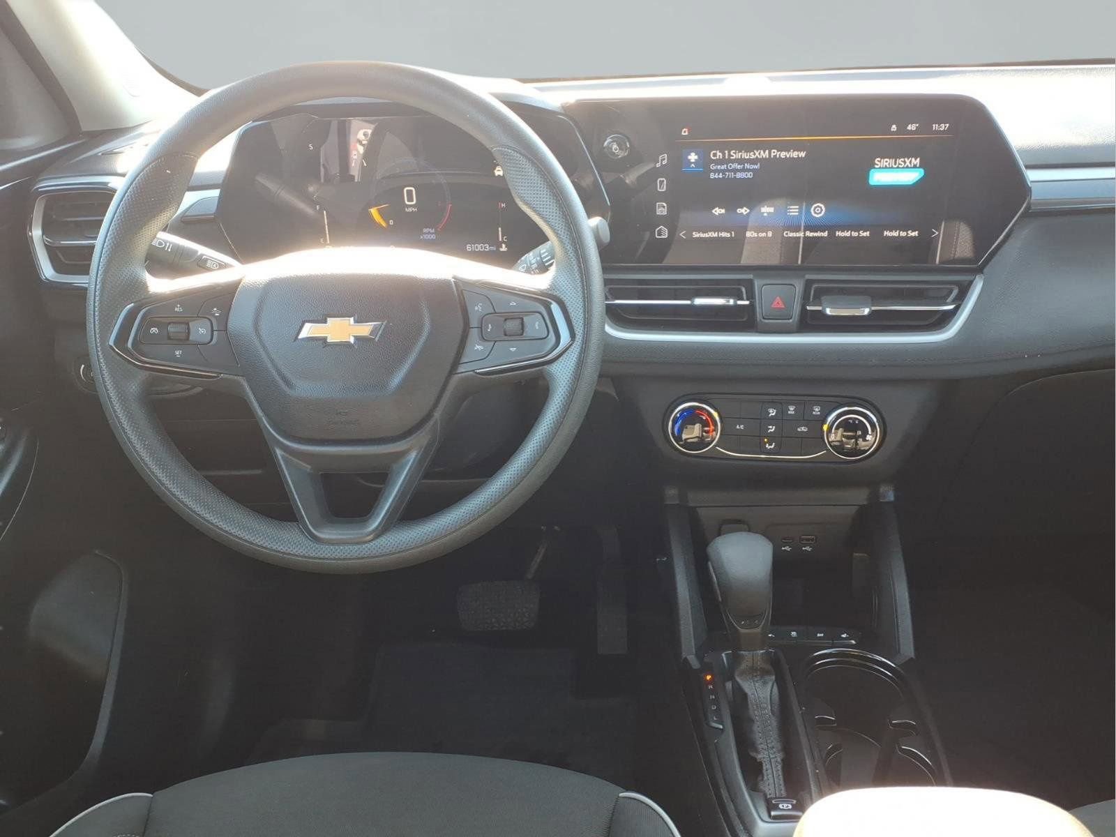 Used 2024 Chevrolet TrailBlazer LS w/ LS Convenience Package FWD image 4