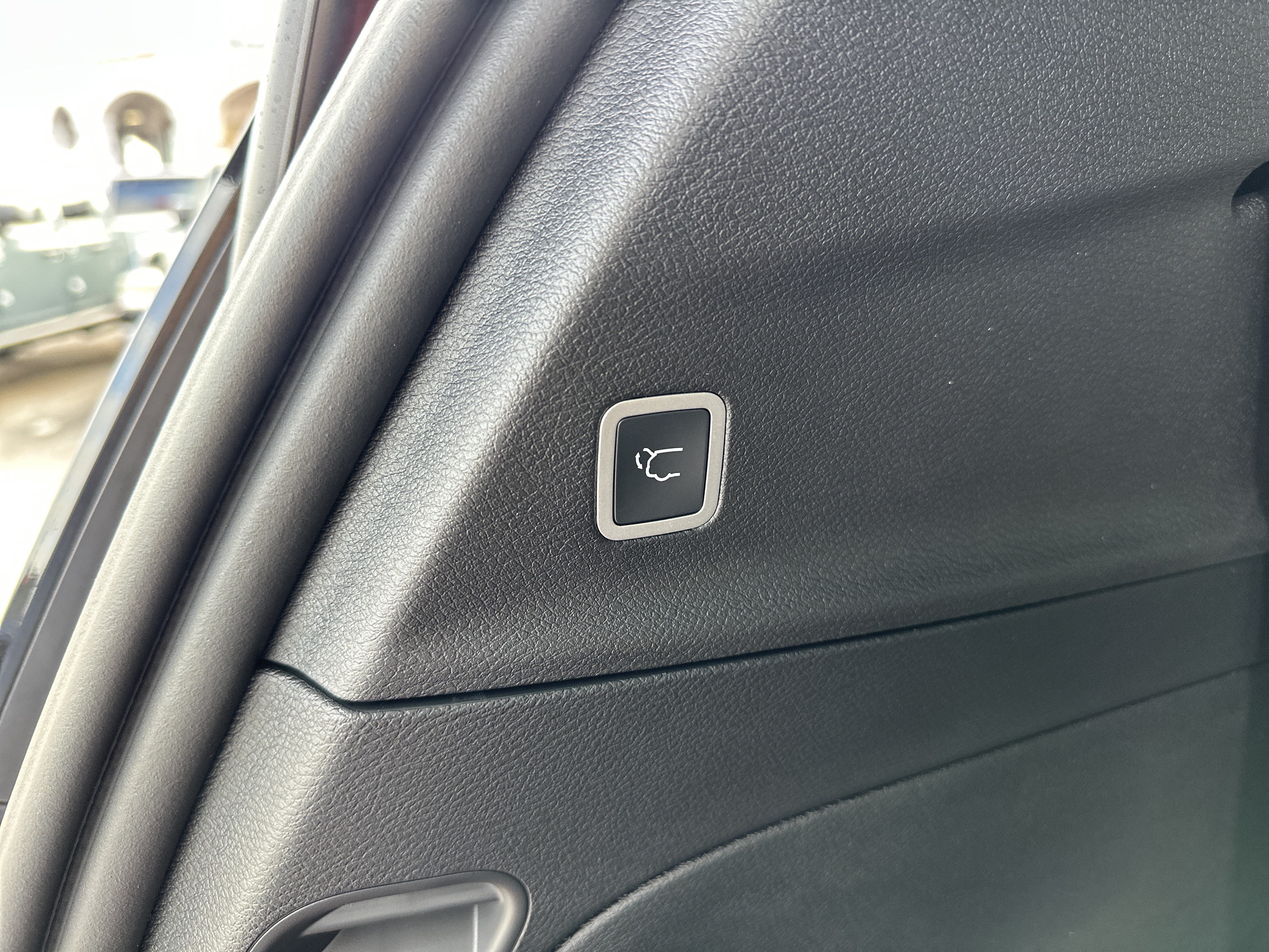 New 2026 Chrysler Pacifica Select FWD image 22