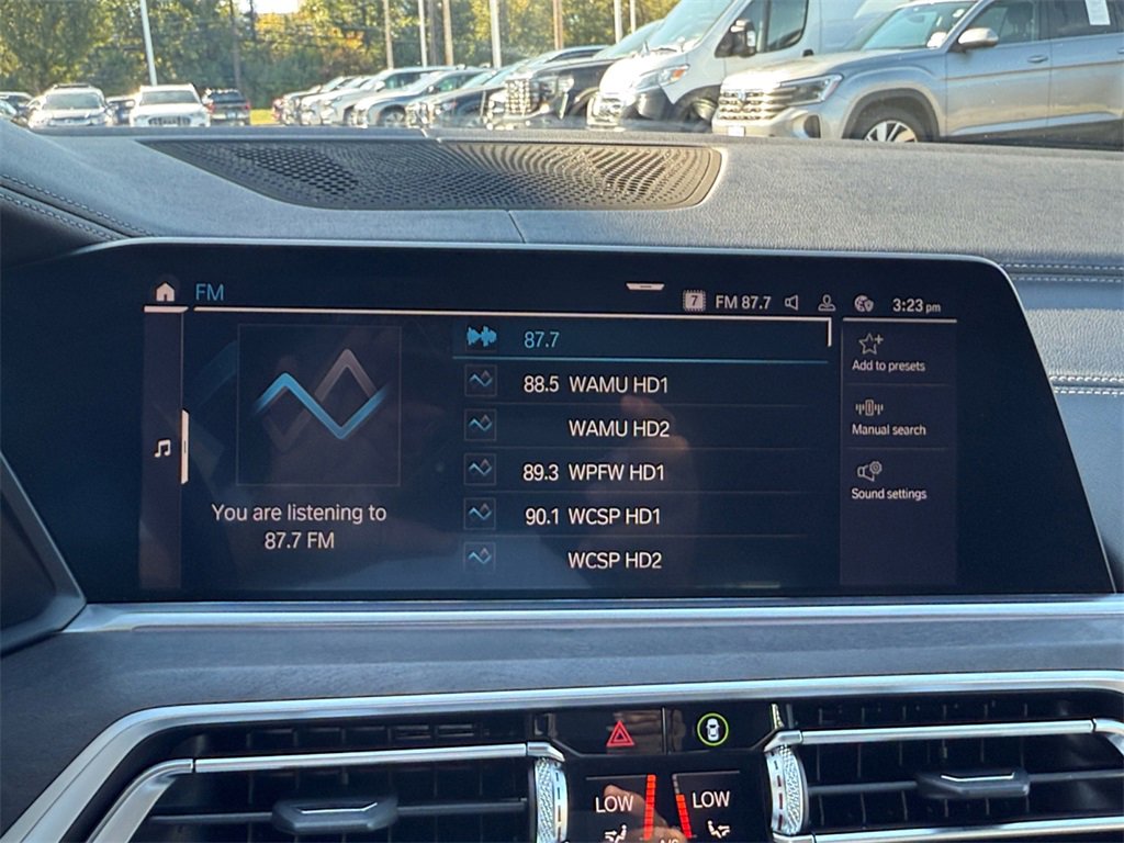 Used 2021 BMW X5 xDrive45e w/ Parking Assistance Package image 16