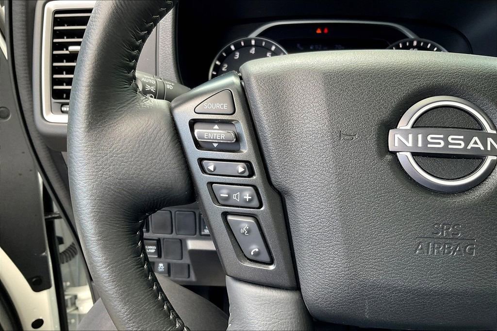Certified 2024 Nissan Frontier SL w/ Technology Package image 27