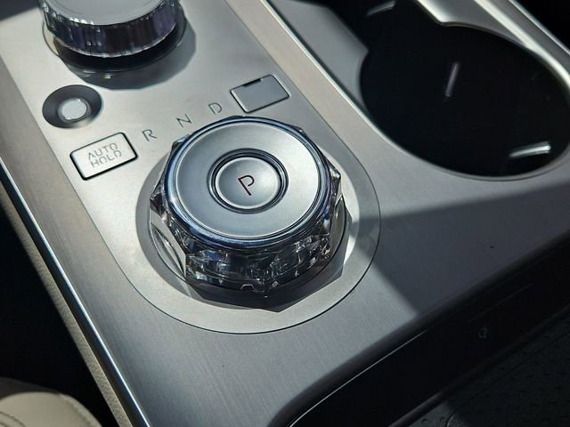 Used 2026 Genesis GV70 2.5T Select image 22