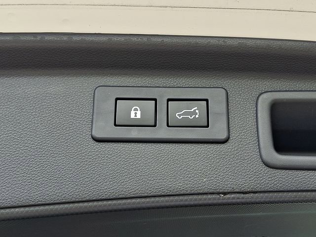 Used 2021 Subaru Forester Limited image 30