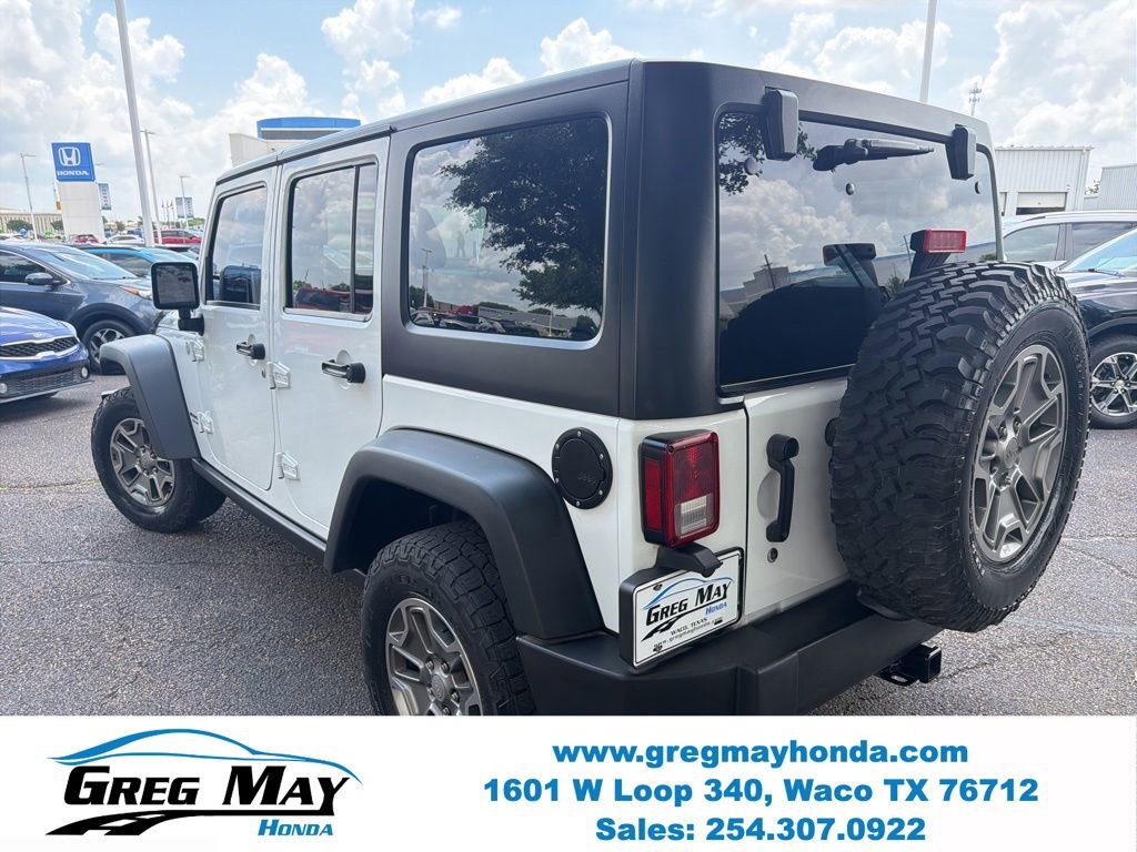 Used 2015 Jeep Wrangler Unlimited Rubicon w/ Connectivity Group AWD/4WD image 5