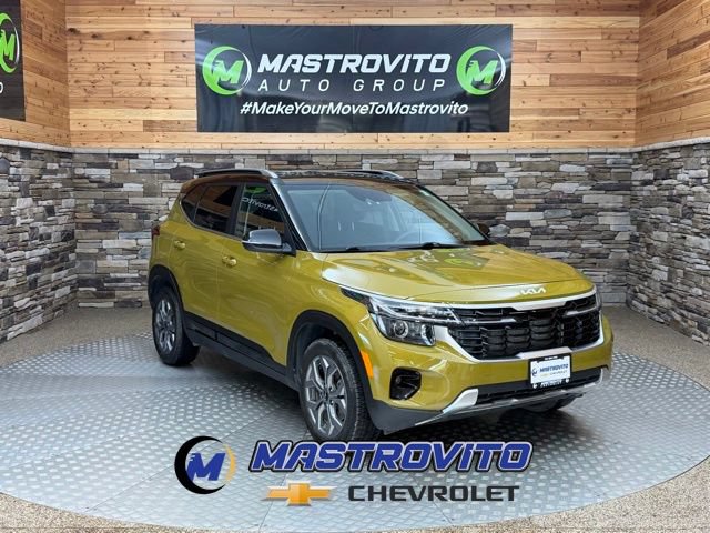 Used 2024 Kia Seltos S AWD/4WD image 1
