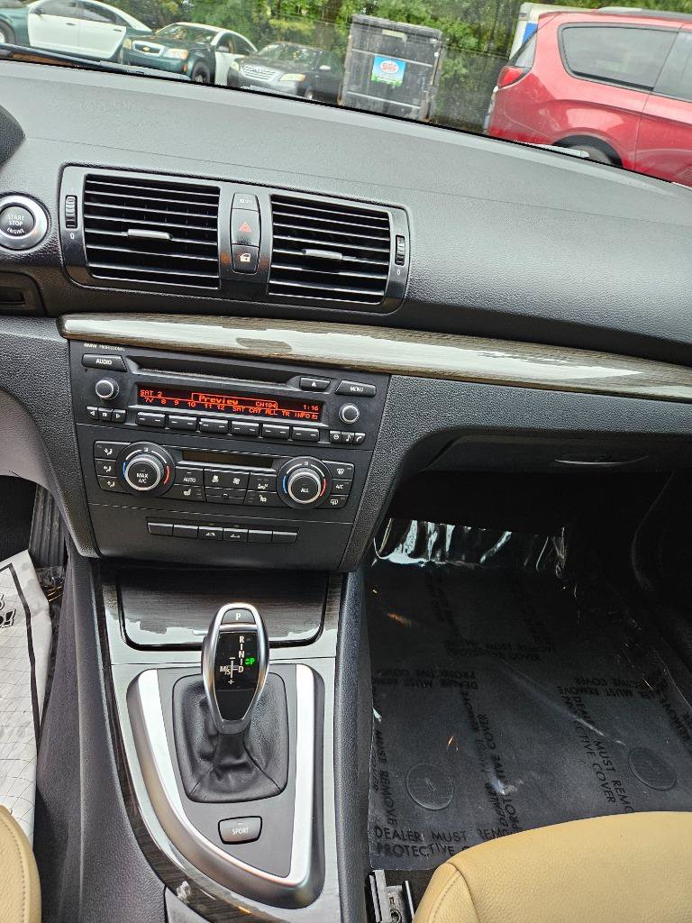 Used 2013 BMW 135i Convertible image 15