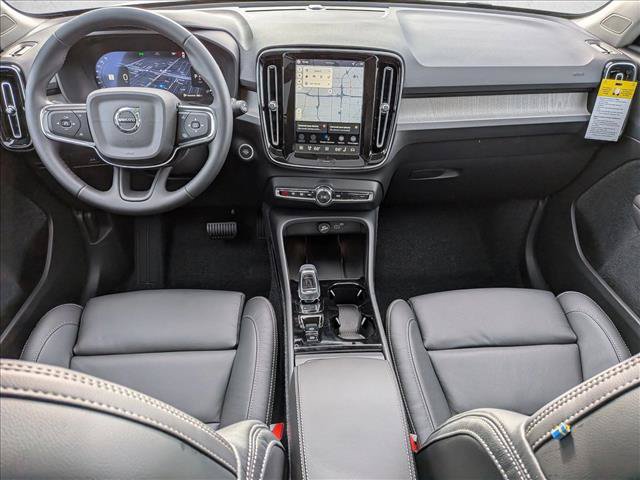 New 2026 Volvo XC40 B5 Plus w/ Climate Package AWD/4WD image 16