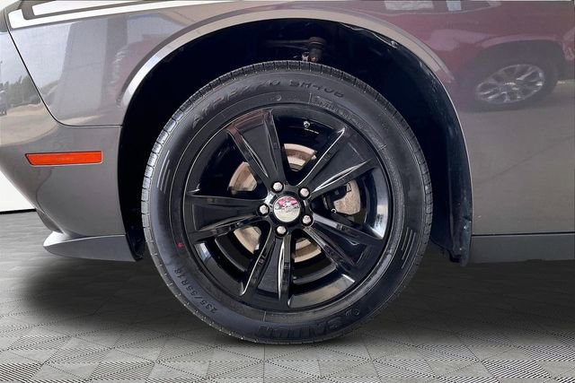 Used 2023 Dodge Challenger SXT RWD image 21