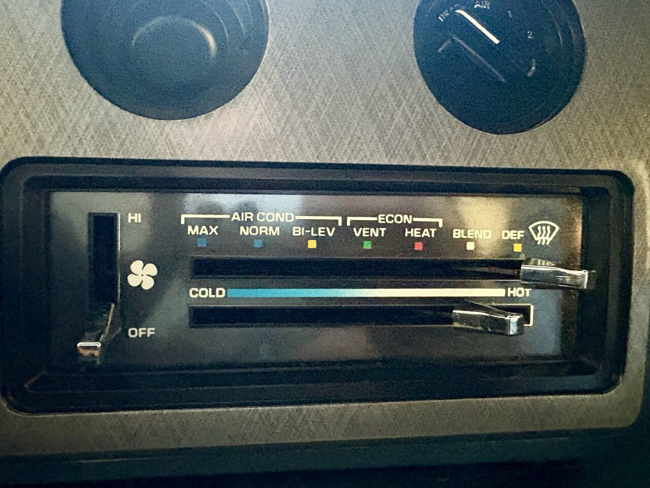 Used 1995 GMC G3500 Rally image 35