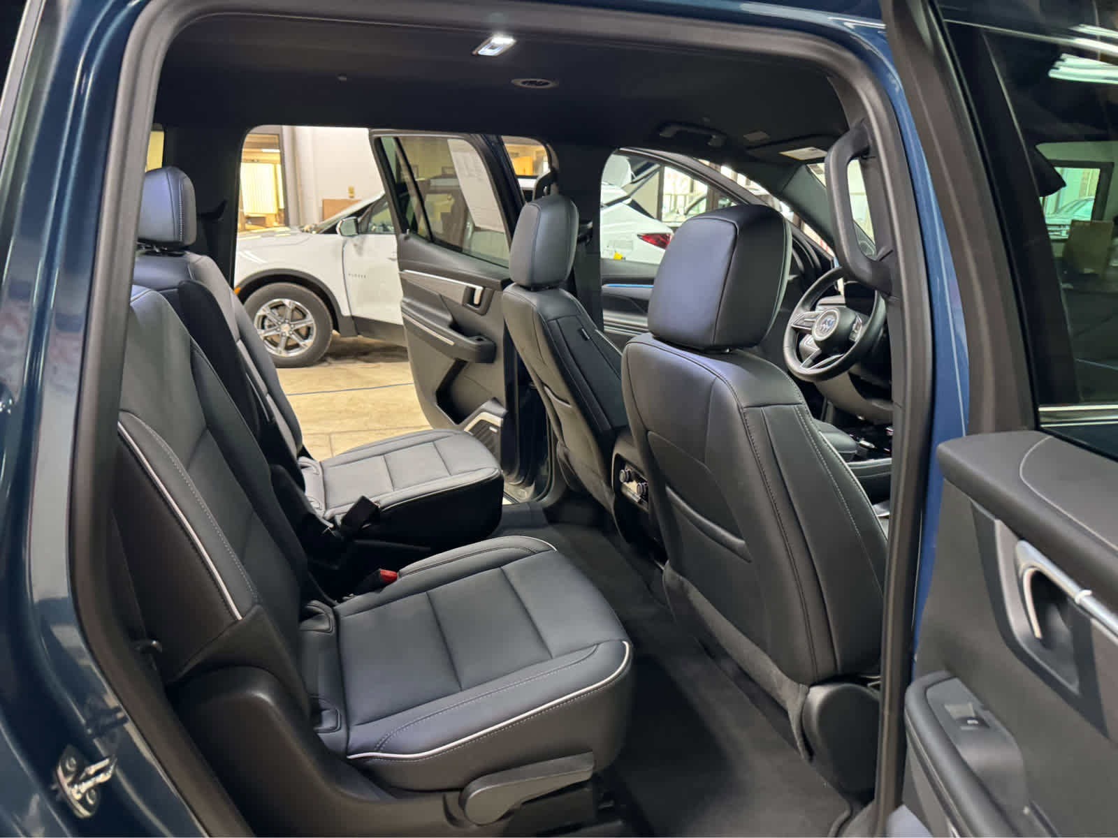 Certified 2025 Buick Enclave Preferred image 12