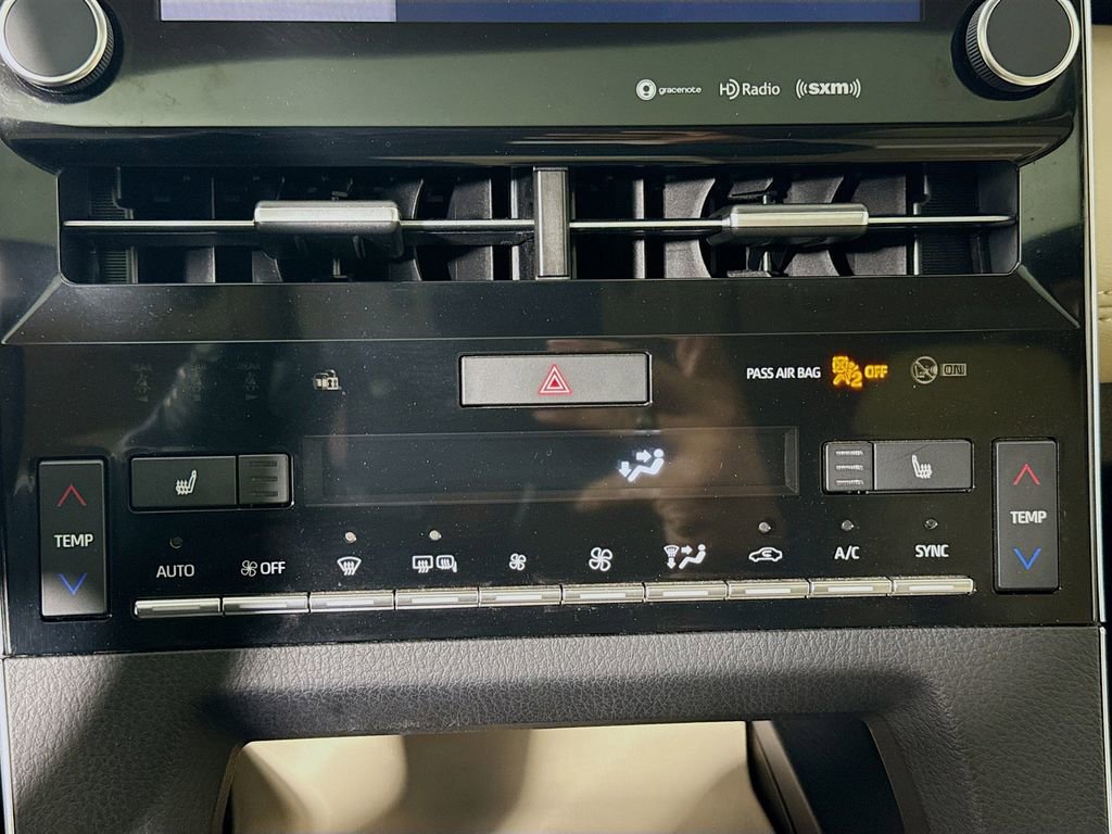 Certified 2019 Toyota Avalon XLE image 15