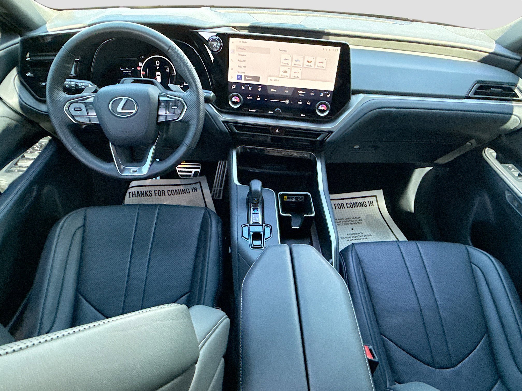 Used 2025 Lexus TX 500h AWD w/ Technology Package image 17